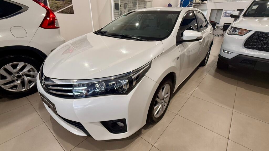 TOYOTA COROLLA XEI MT 2015